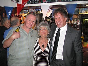 Pat Harding flanked by Tim Sizer and her son-in-law Sandy Sanders