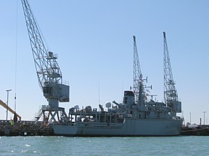 HMS Quorn ammunitioning