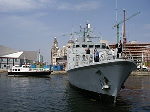 HMS Ramseyapproaching her berth in Albert Dock