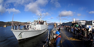 HMS Ramsey berths at Faslane 10 Mar 09