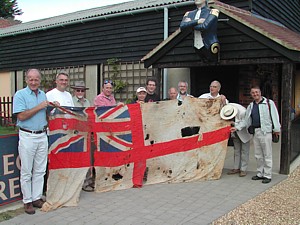 Presentation of HMS Boxer's Ensign to IOW Shipwreck Museum, Arreton on 15 Sep 07